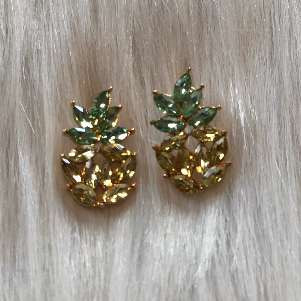 🍍Pineapple Earrings🚫Last Pair🚫 - Picture 3 of 5